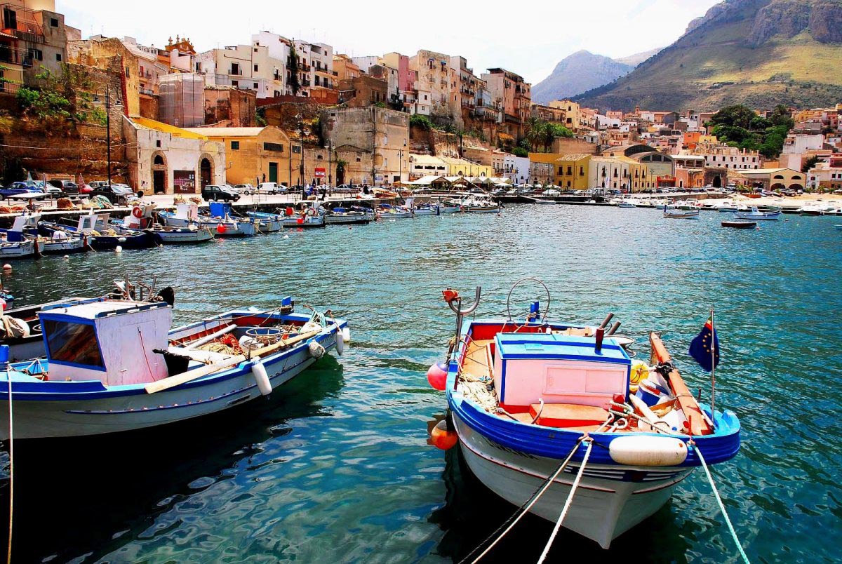 Сицилия - самый большой по площади остров Италии